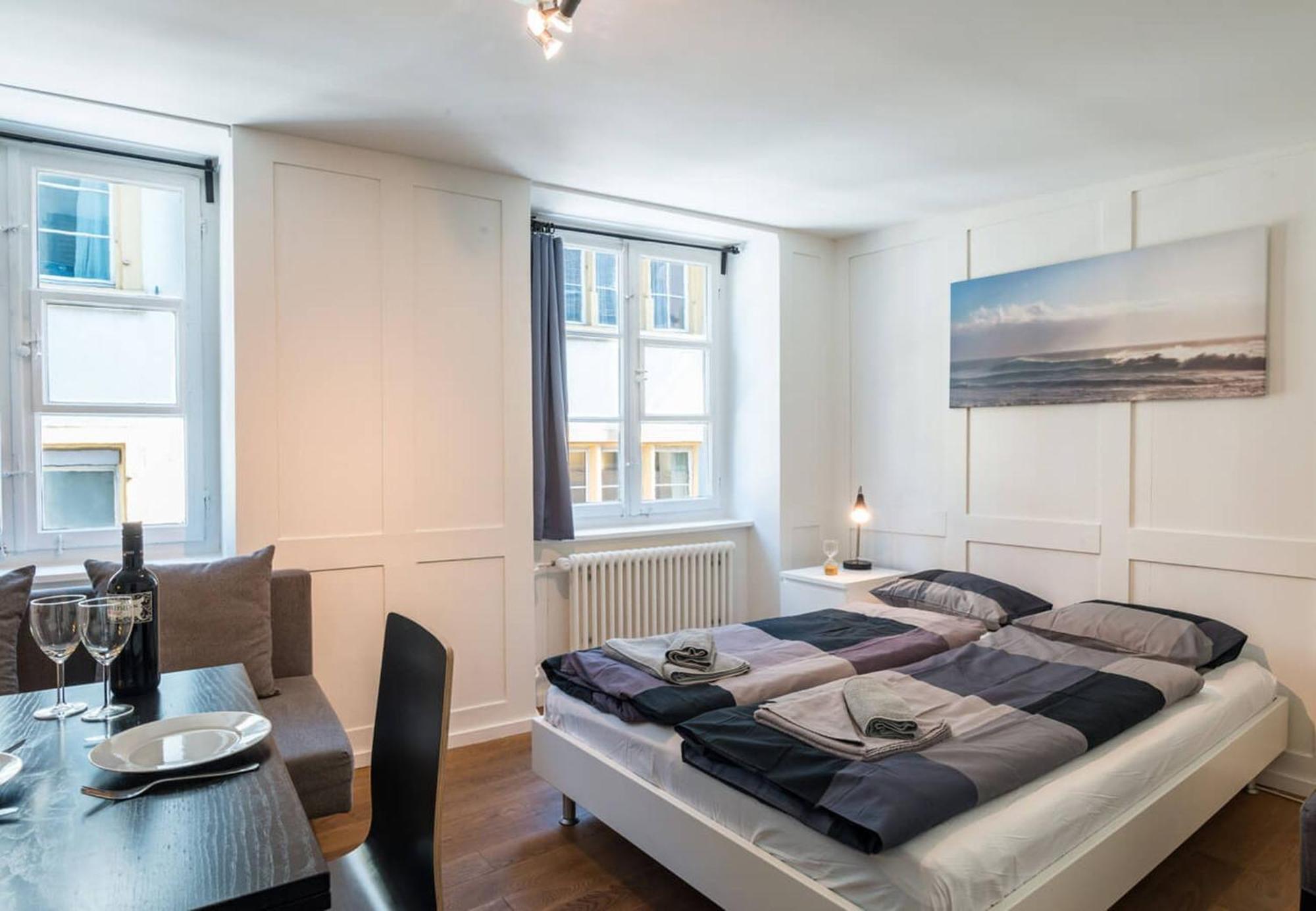 Hitrental Schmidgasse - Apartments Zürich Buitenkant foto